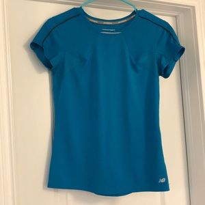 New Balance 🏃‍♀️ workout running t shirt tech top